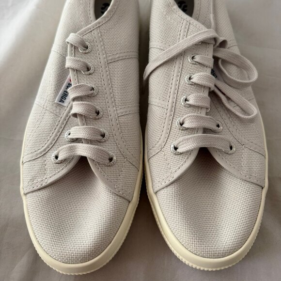 Superga  2740 Platform Sneakers, Grey Canvas,  Size Women 9, Men 7.5        NEW - Picture 2 of 7